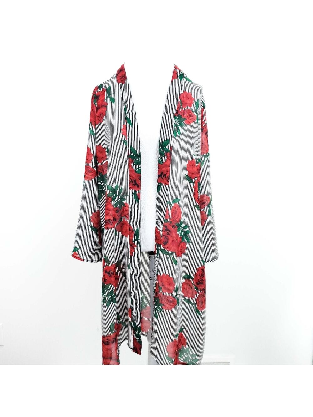Jorja Floral Long Kimono Red Roses Black Stripes Small Excellent Condition